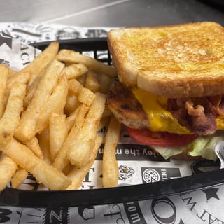 Chicken Club (Grilled) + FRIES