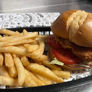 Big Cluck (Crispy) + FRIES