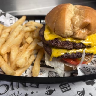 Big Delta Double Cheeseburger + FRIES